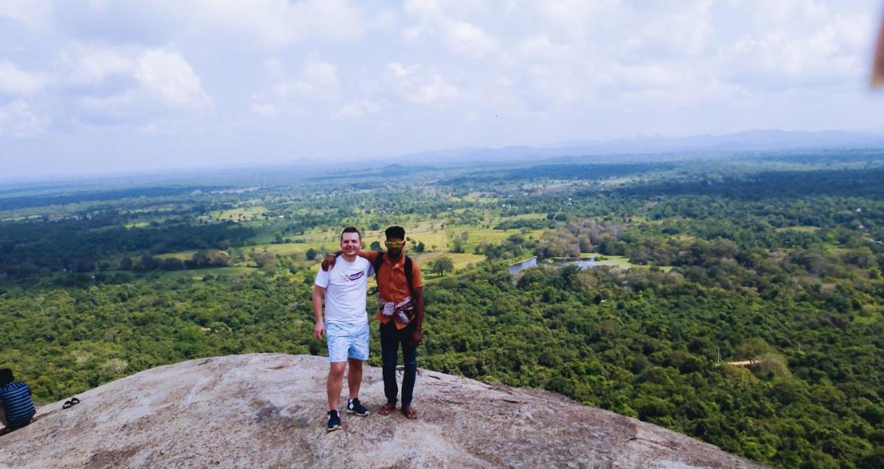 Sigiri Charuka Resort Sigiriya Luaran gambar